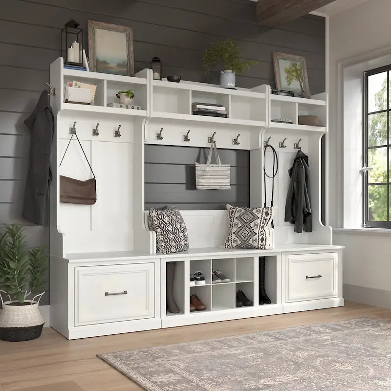 Ensemble de rangement complet Woodland avec porte-manteau par Bush Furniture