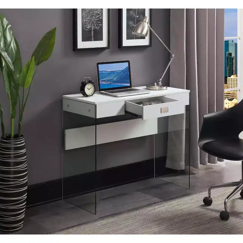 Bureau d'ordinateur pour enfants avec étagère de rangement ouverte en blanc