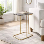 Table d'appoint en métal en forme de C avec plateau en pierre polie