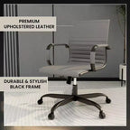 Chaise de bureau en cuir vegan nervuré avec base pivotante noir mat