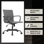Chaise de bureau en cuir vegan nervuré avec base pivotante noir mat