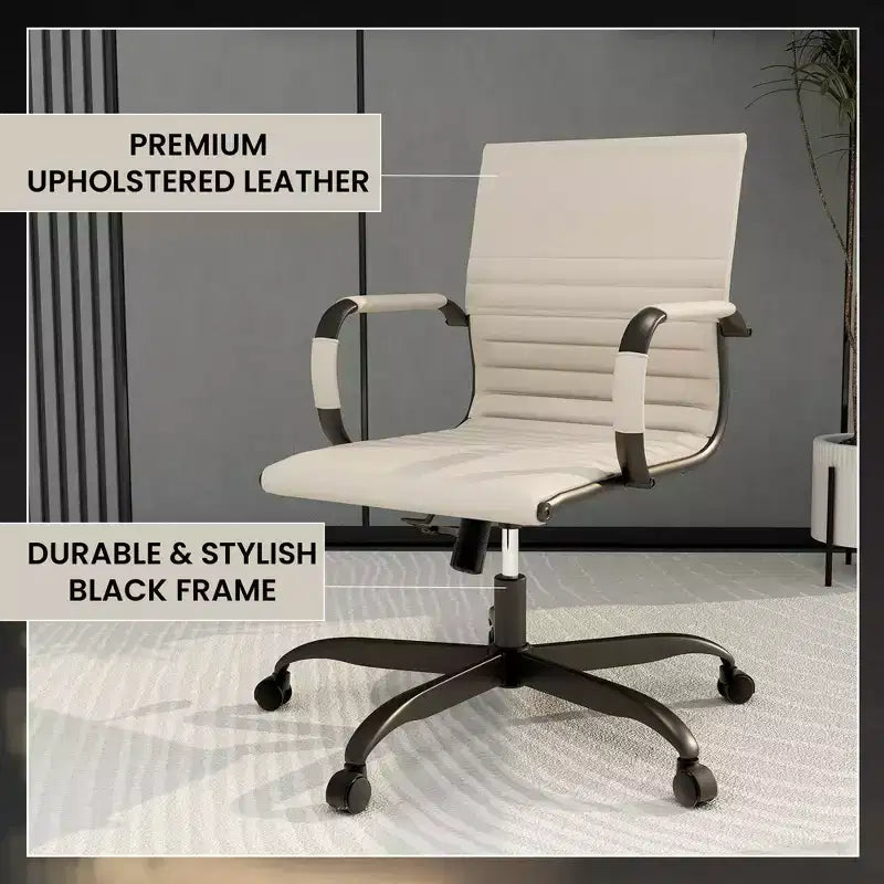 Chaise de bureau en cuir vegan nervuré avec base pivotante noir mat