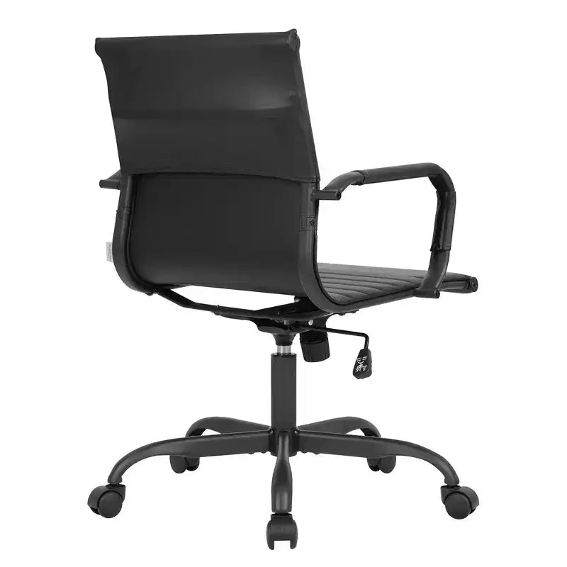 Chaise de bureau en cuir vegan nervuré avec base pivotante noir mat