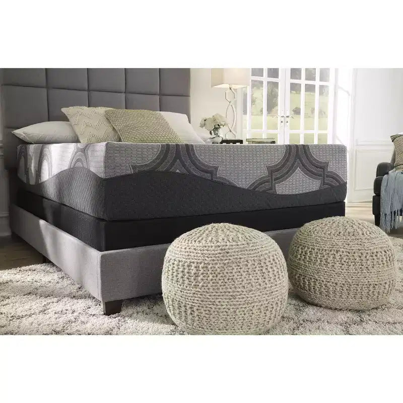 Matelas ferme hybride avec ressorts ensachés et mousse haute densité