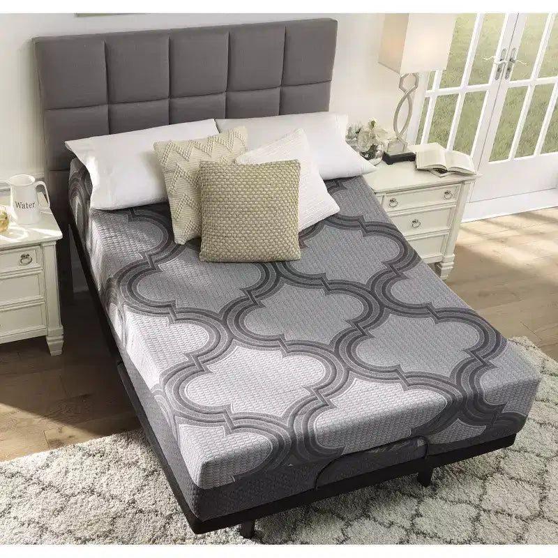 Matelas ferme hybride avec ressorts ensachés et mousse haute densité