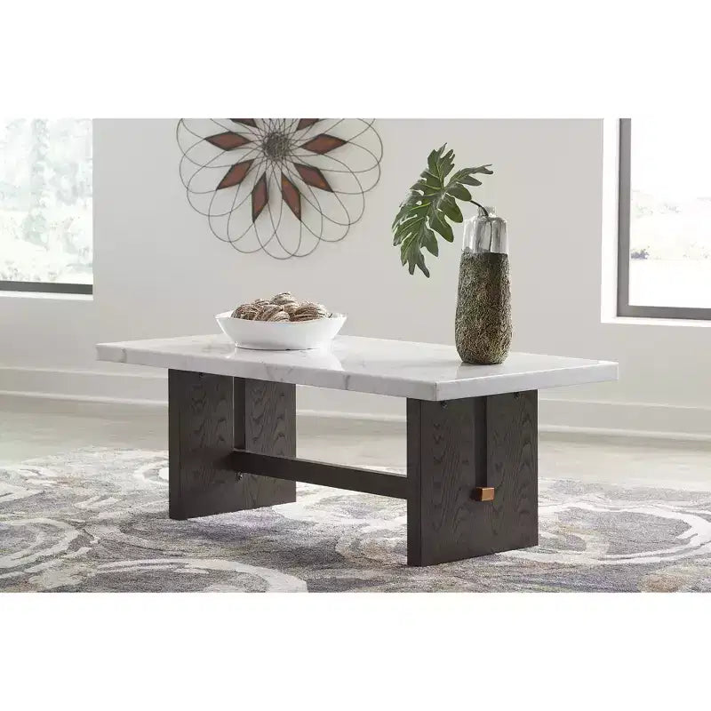 Table basse rectangulaire avec plateau en marbre naturel et piètement socle