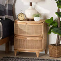 Table de chevet bali & pari Oleta moderne bohème en rotin naturel marron à 2 tiroirs